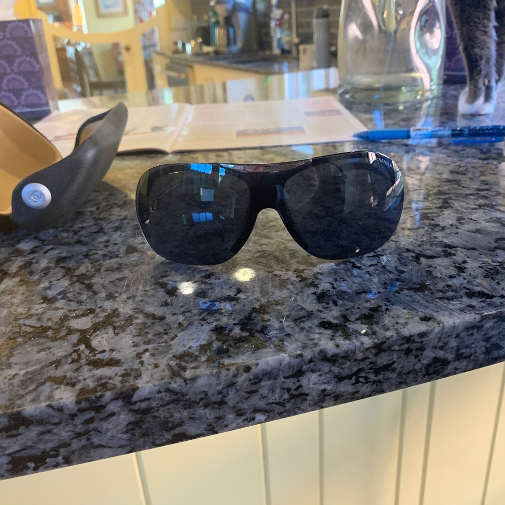 Chanel Sunglasses with original Case
